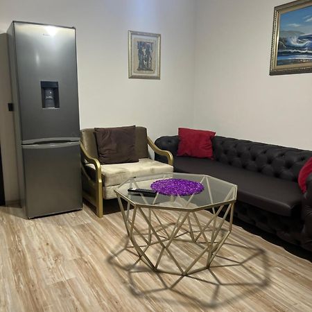 Ergi'S Studio Apartment ติรานา ภายนอก รูปภาพ