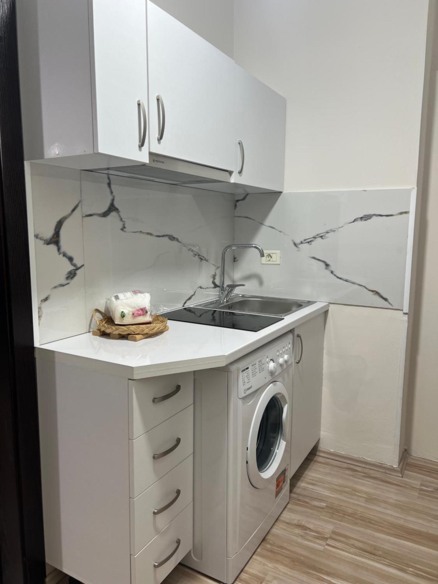 Ergi'S Studio Apartment ติรานา ภายนอก รูปภาพ